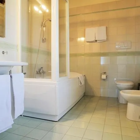 Villa Bettolle Sleeps 20 Pool Wifi